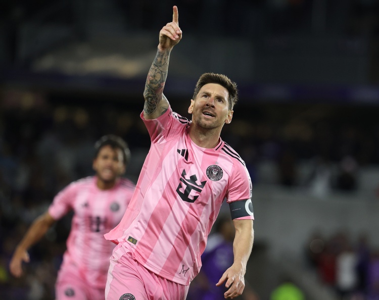 开云真人娱乐官网-梅西还差5场达成迈阿密百场，当前95场83球44助3冠蝉联MVP！